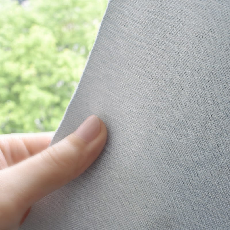 シャイニー ライトブルー 遮光2級 生地サンプル – WARDROBE sangetsu